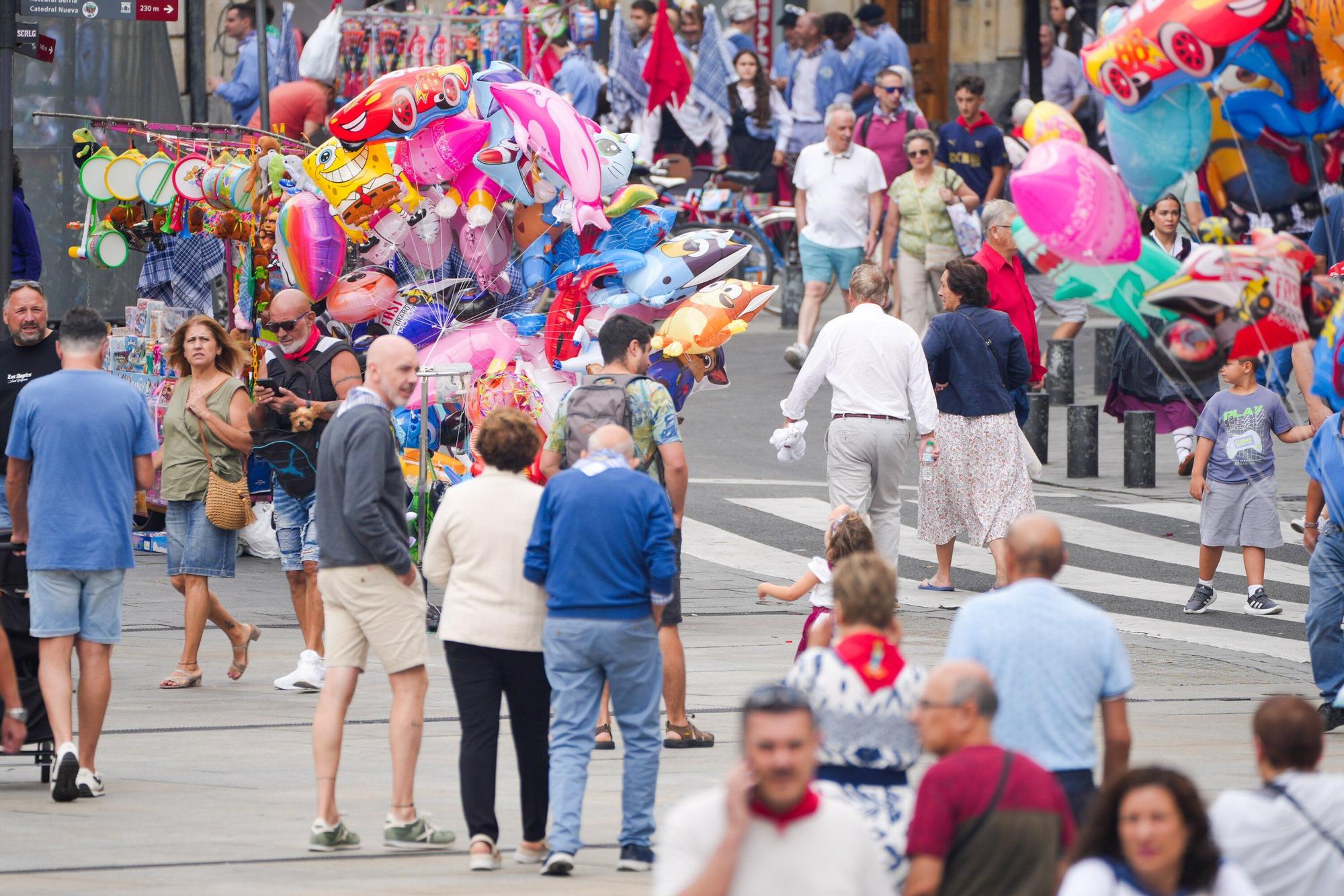 Ambiente en Vitoria el día de la Virgen Blanca
