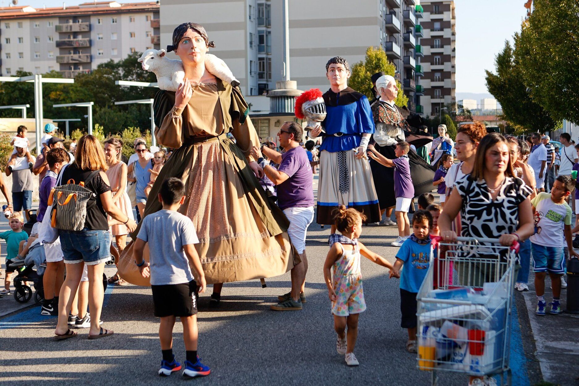 Fotos del chupinazo de fiestas de Ansoáin