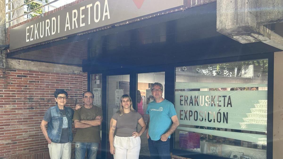 Ángela Lizundia Olalde, Rai Bikandi, Laura González y Javier López, cuatro de los ocho artistas que exponen en la exposición colectiva