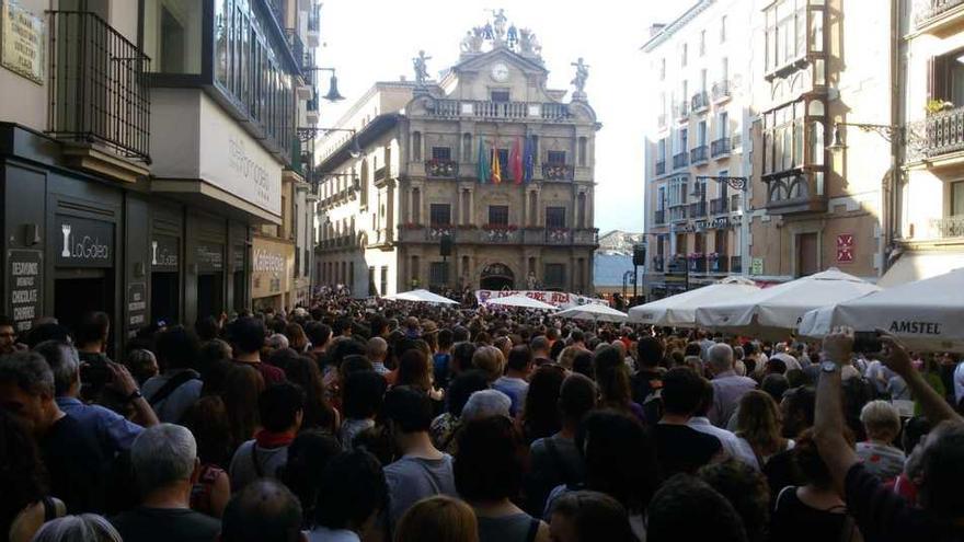 Oleada de rechazo a la libertad provisional de la &#039;Manada&#039;