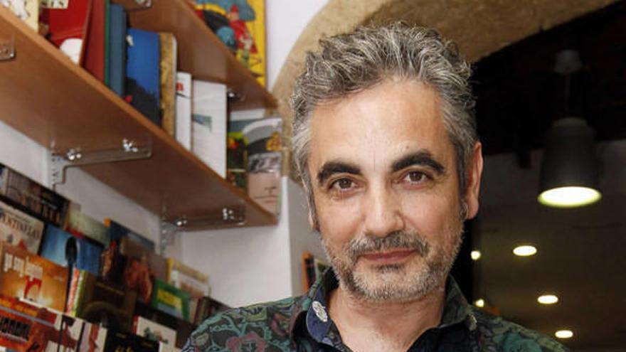 Juan Álvarez ilustra en un tebeo la España gris de la TV de finales de los 60