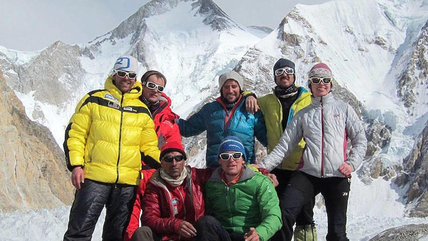 Siguen desaparecidos en el G I tres compañeros de expedición de Txikon