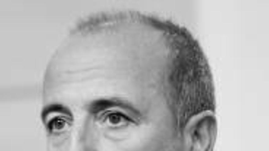 Miguel Sebastián.