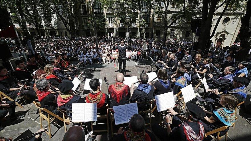 El Alarde de Txistularis de San Fermín se dedicará a la naturaleza, el sol y el agua, elementos que marcan el calendario de cada año