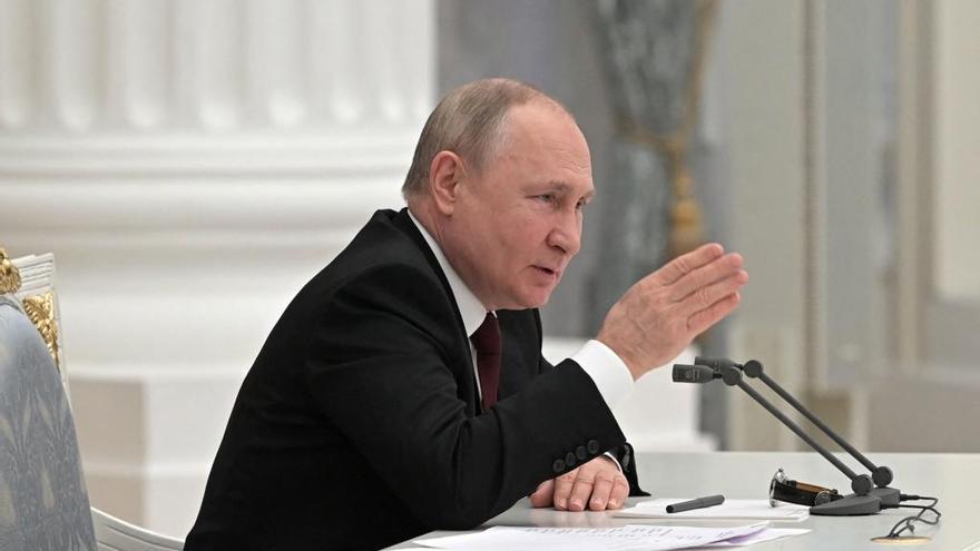 Putin preside una reunión extraordinaria del Consejo de Seguridad de Rusia.