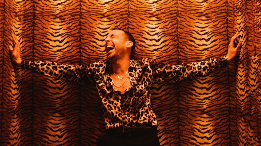 El argentino Santiago Motorizado y el inglés Miles Kane actúan hoy en Bilbao