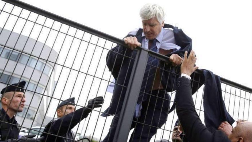 Agresión en Air France por los despidos