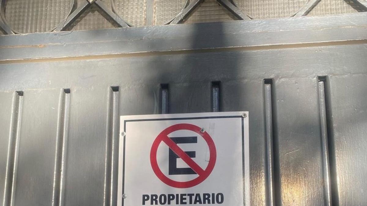 Una parte del cartel.