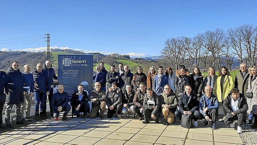 Foto grupal de la Asamblea General Extraordinaria de Goierri Valley.  | FOTO: N.G.