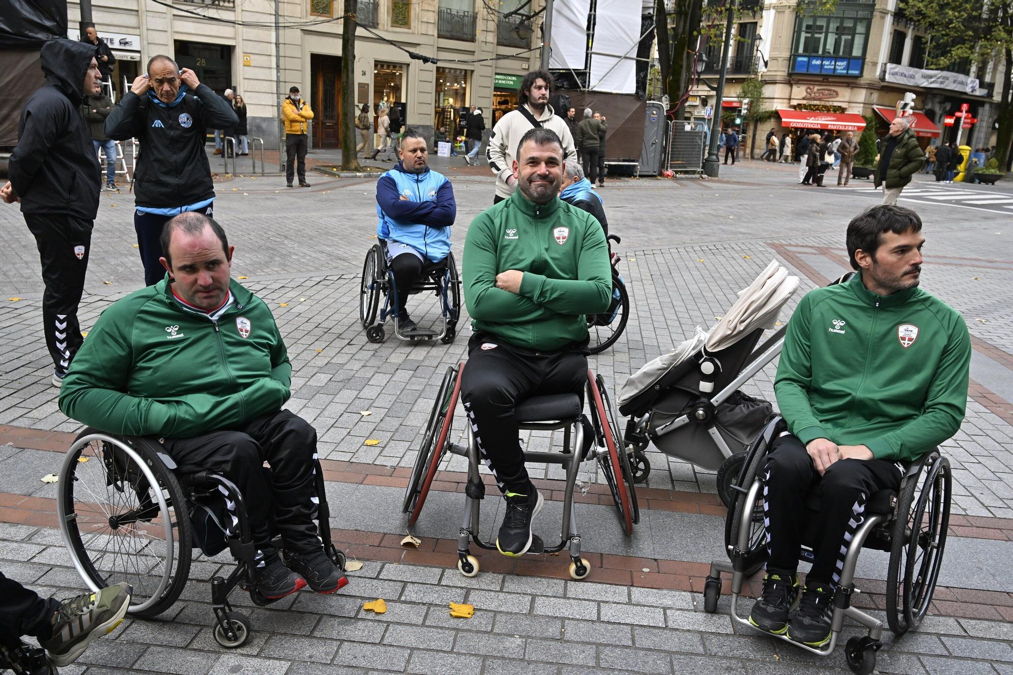 Recepción oficial a las delegaciones participantes de la Liga de Naciones por parte de las autoridades.