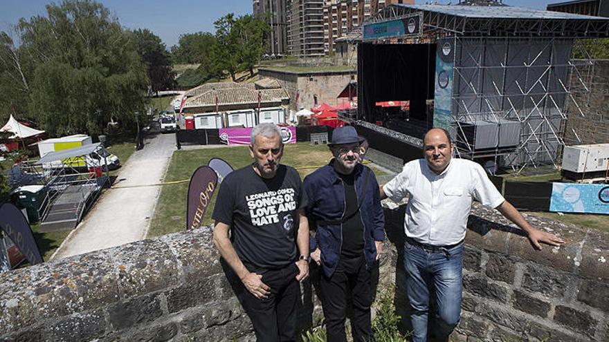 Iñigo Argomaniz (Get In), Jokin Zamarbide (In&amp;Out) y Kin Martínez (Esmerarte), promotores del 360 ayer en la Ciudadela.