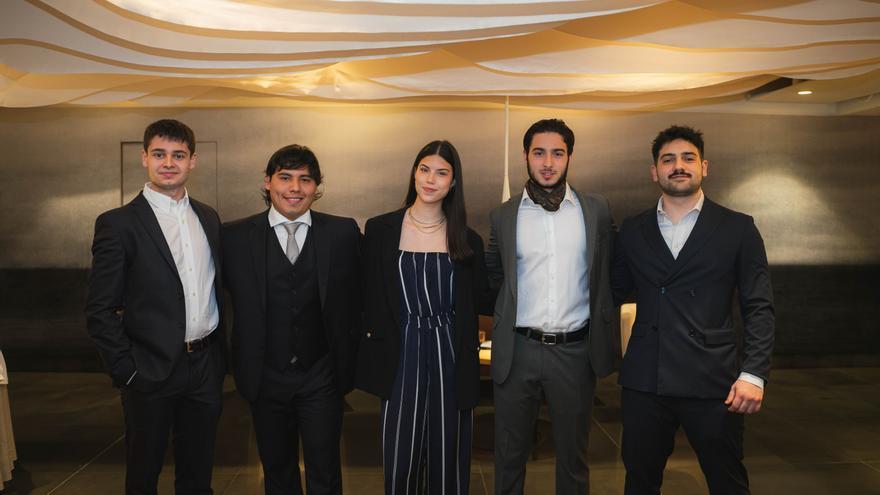 Un grupo de universitarios organiza veladas gastronómicas en Pamplona