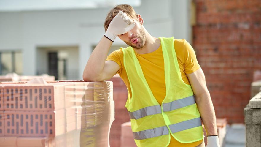 Consejos para sobrevivir a temperaturas extremas en el trabajo