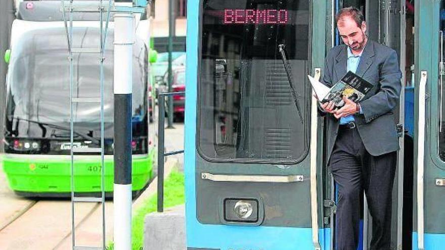 &quot;Depende para qué zonas, el tranvía es mejor transporte que el metro&quot;