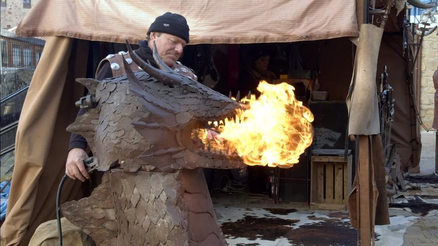 Zarautz cambia la feria medieval por una feria de Navidad