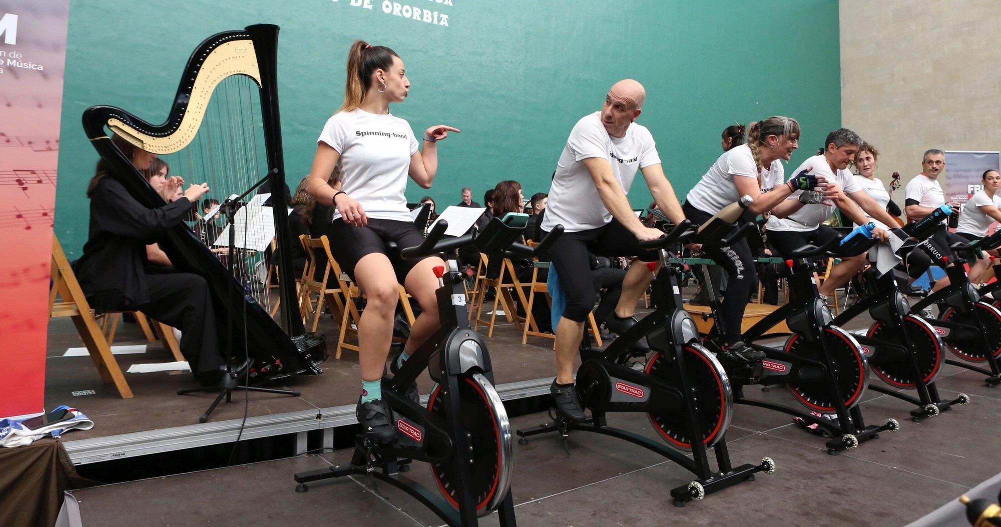 Spinning Band Solidario en Ororbia: música y deporte en directo por una buena causa