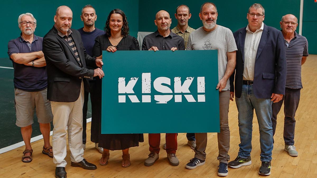 Acto de presentación del proyecto Kiski, en el frontón Labrit.