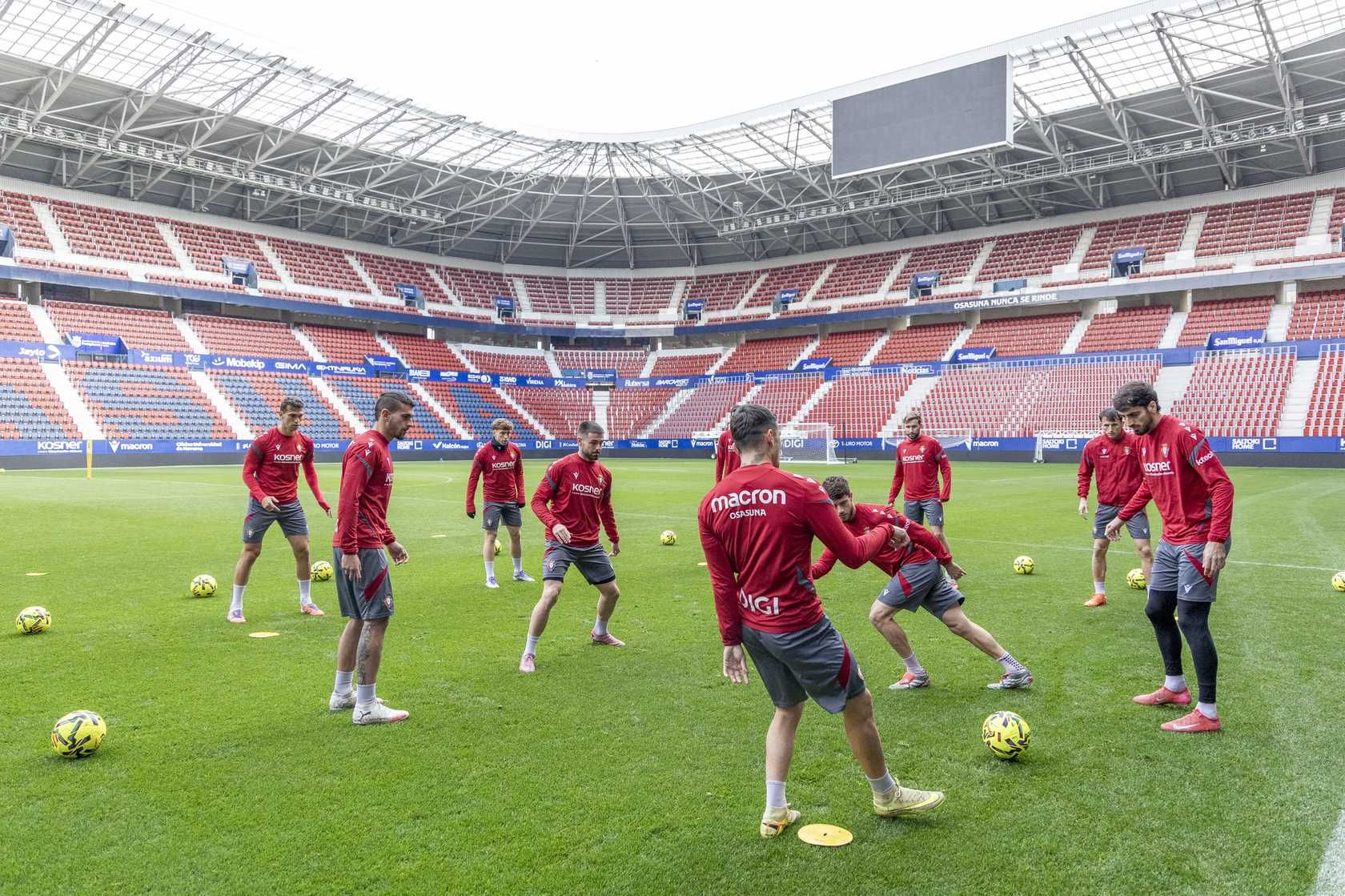 Osasuna prepara en El Sadar el partido del sábado ante el Barça