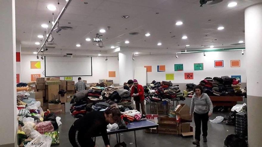 Más de 1.500 kilos de ropa para las personas refugiadas