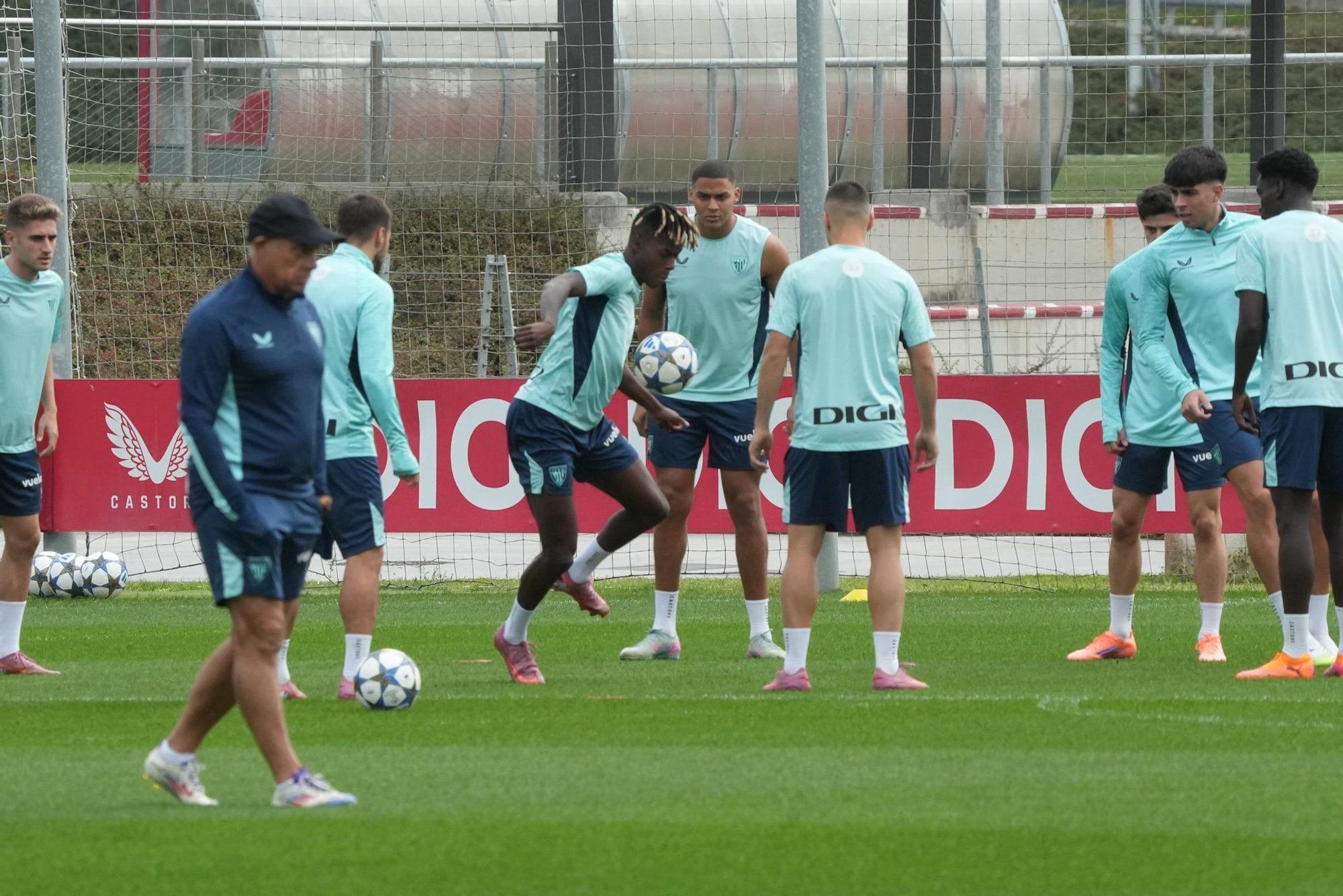 En imágenes: el Athletic empieza a preparar el partido ante el Borussia Dortmund