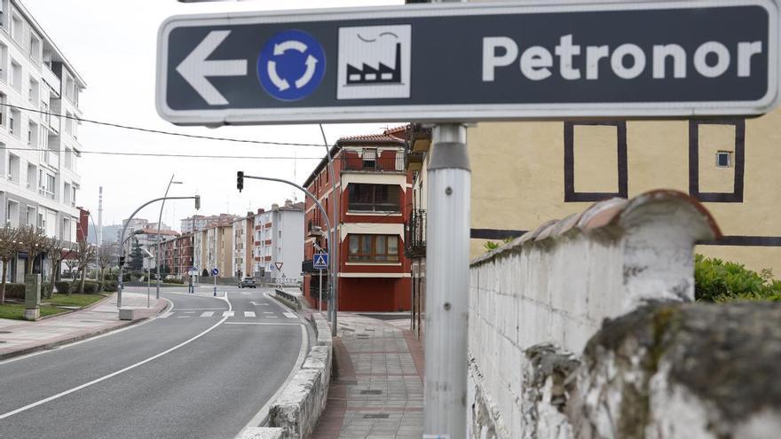 Trabajadores abandonan Petronor ante las elevadas concentraciones de benceno