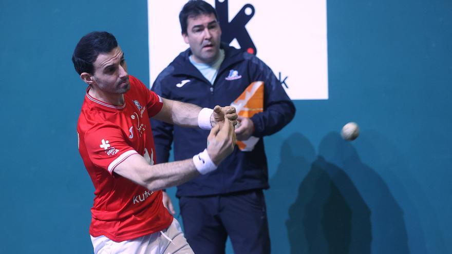 Toma de contacto de los finalistas del Parejas en el Navarra Arena