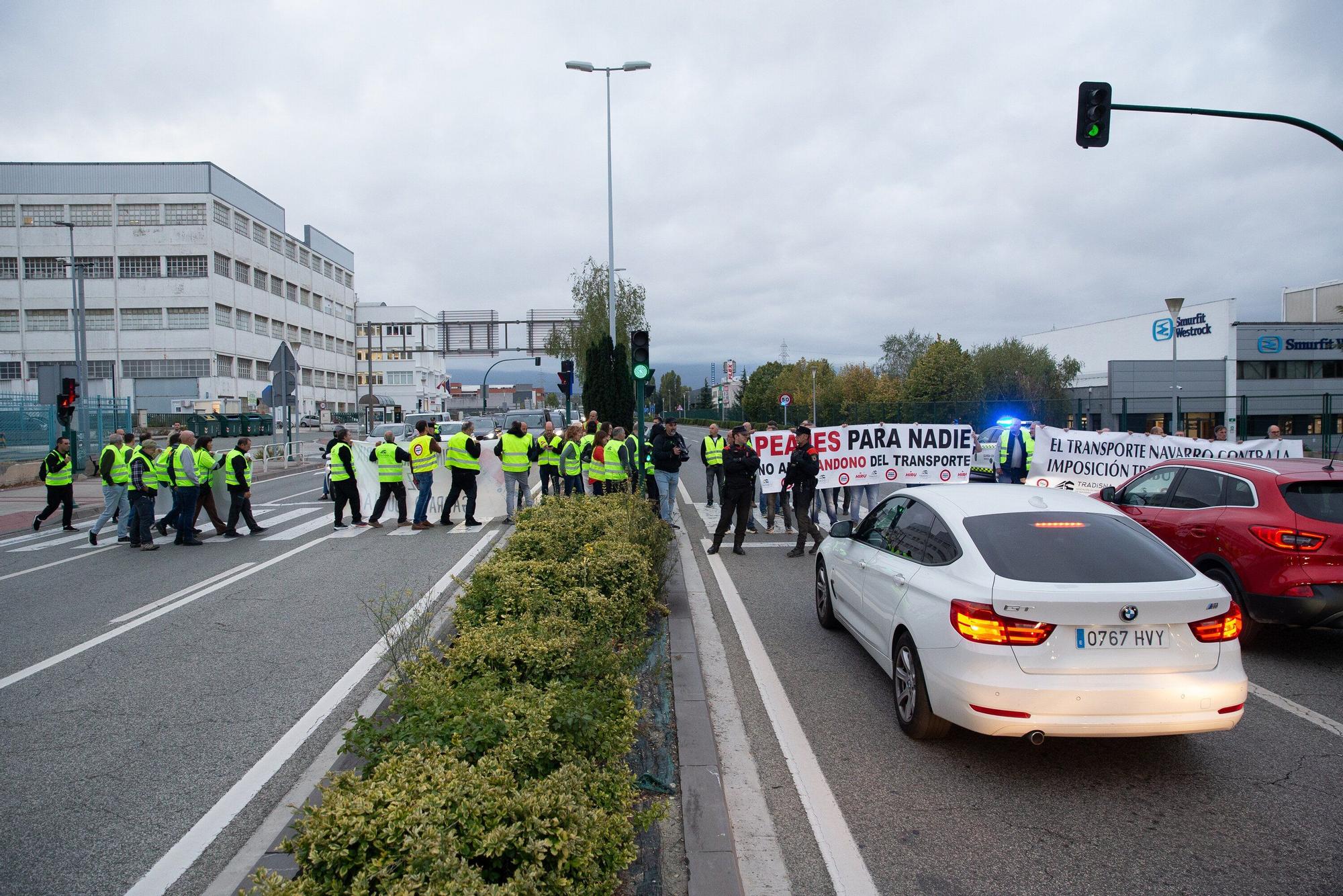 Protesta de los transportistas navarros en Cordovilla