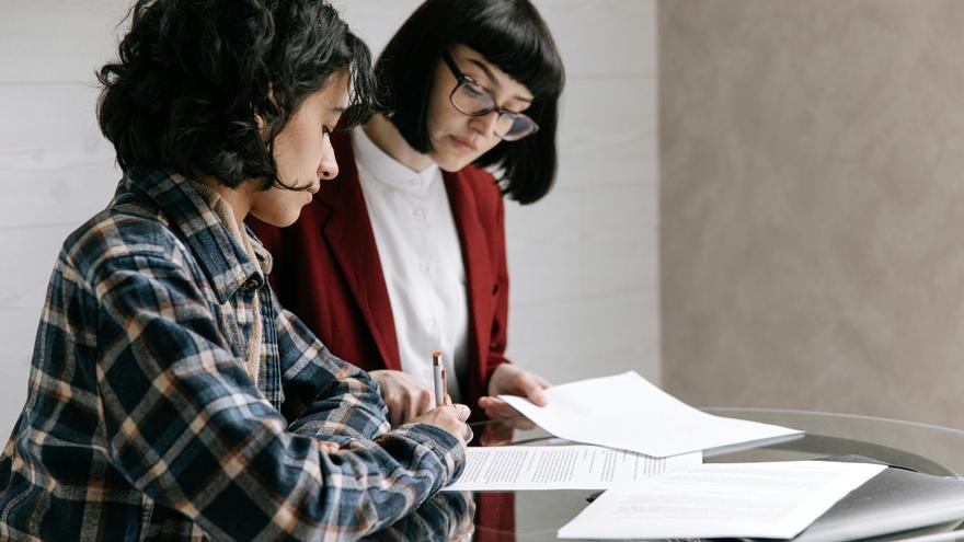 Navarra impulsa 18 programas de empleo para crear más de 100 contratos indefinidos en 2025