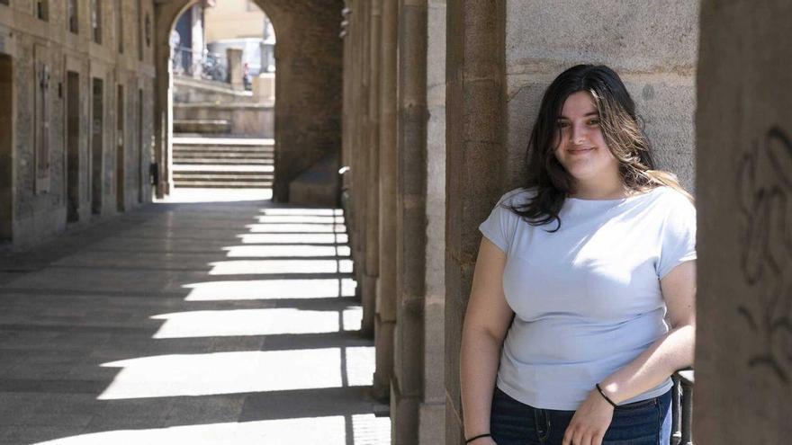 “Me llena ver la conexión que se forma con el público al cantar temas que he compuesto en mi habitación”