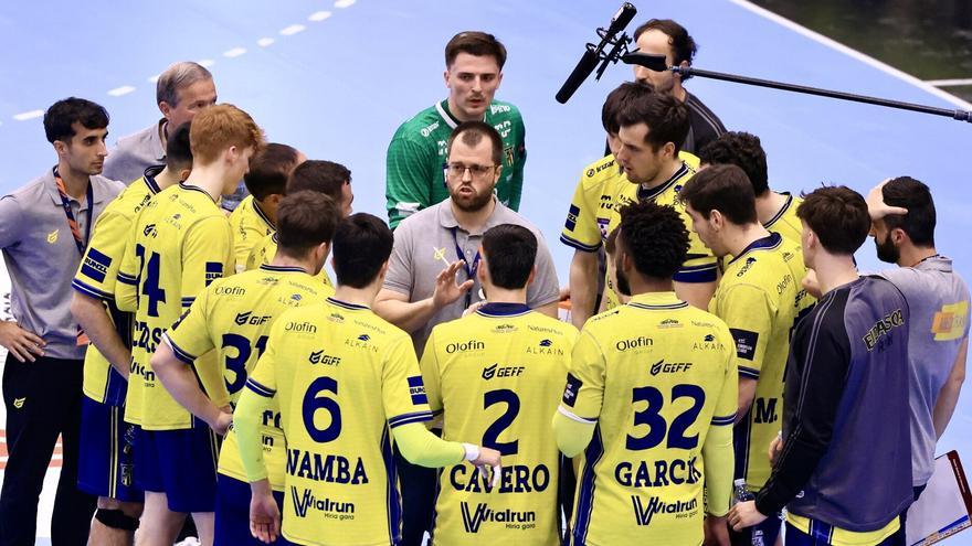 El Bidasoa recibe al Nava en otro partido para no cometer errores