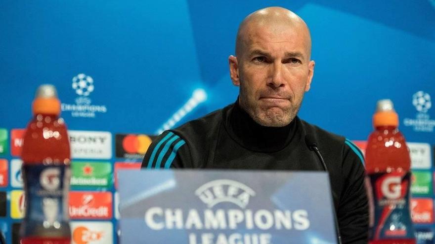 Zidane: &quot;No existe eso de cagarnos en los pantalones, disfrutamos de estos partidos&quot;
