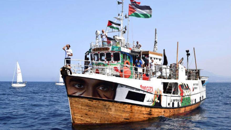 La Marina israelí interceptó ayer el barco &quot;Al Awda&quot;, de la denominada &quot;Flotilla de la Libertad&quot;.