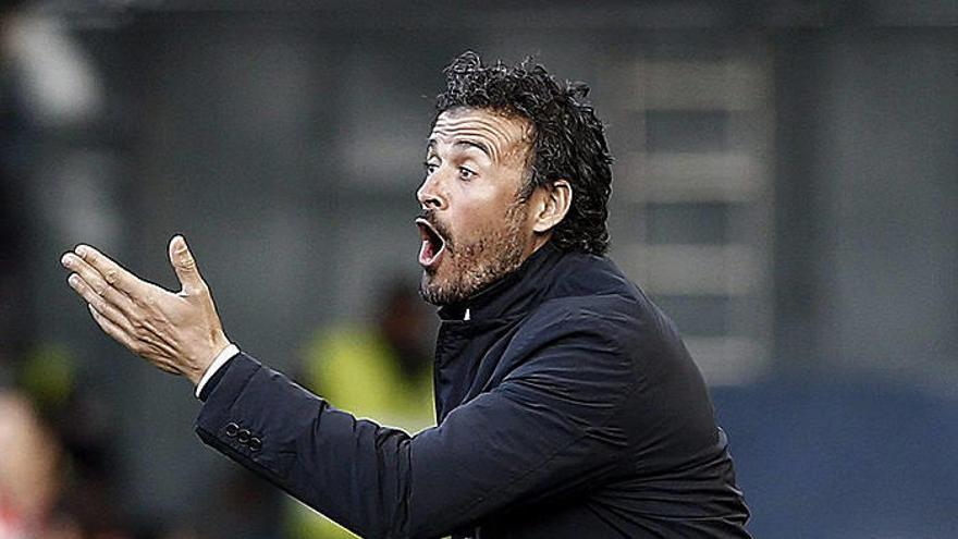 Zubizarreta negocia con Luis Enrique para entrenar al Barcelona
