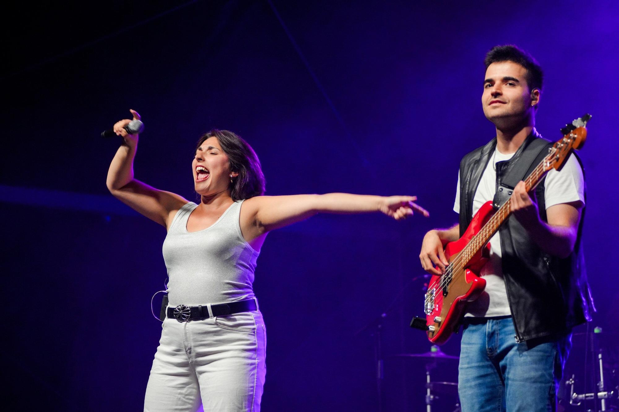En imágenes: música y más música para despedir La Blanca