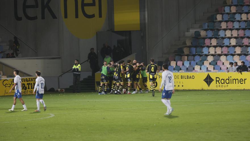 El Barakaldo da  un golpe en la mesa