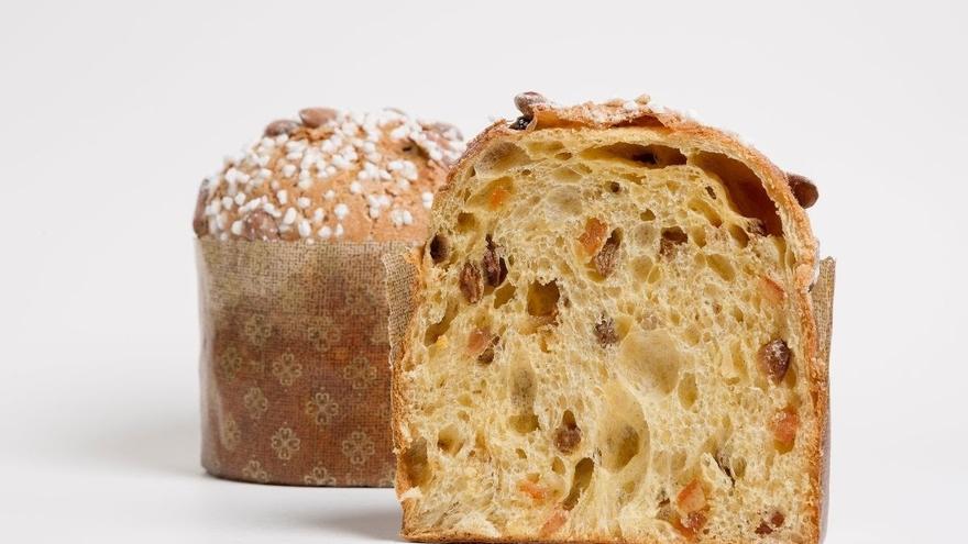 Ni frío ni a mordiscos: así se come un panettone para saborearlo de verdad, según un panadero