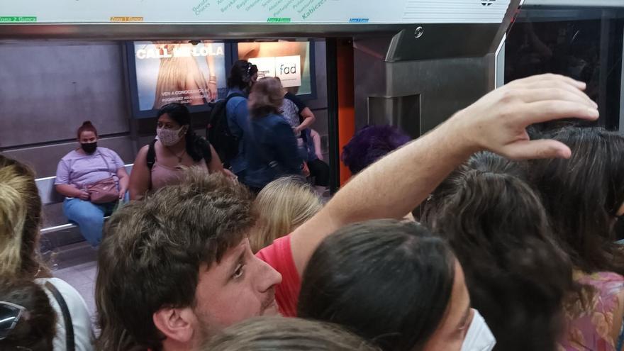 Un preacuerdo en Metro Bilbao desactiva los paros para las noches de Aste Nagusia