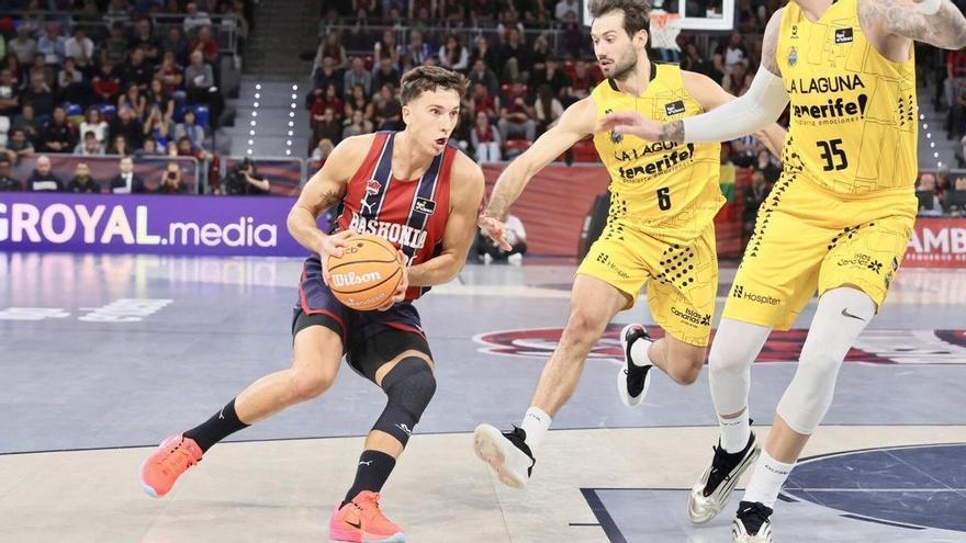 Tenerife abre la carrera por el 'play off' al Baskonia