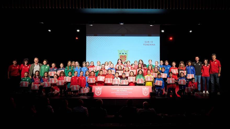 La Federanción Navarra de Fútbol reconoce a casi 500 integrantes de sus selecciones navarras