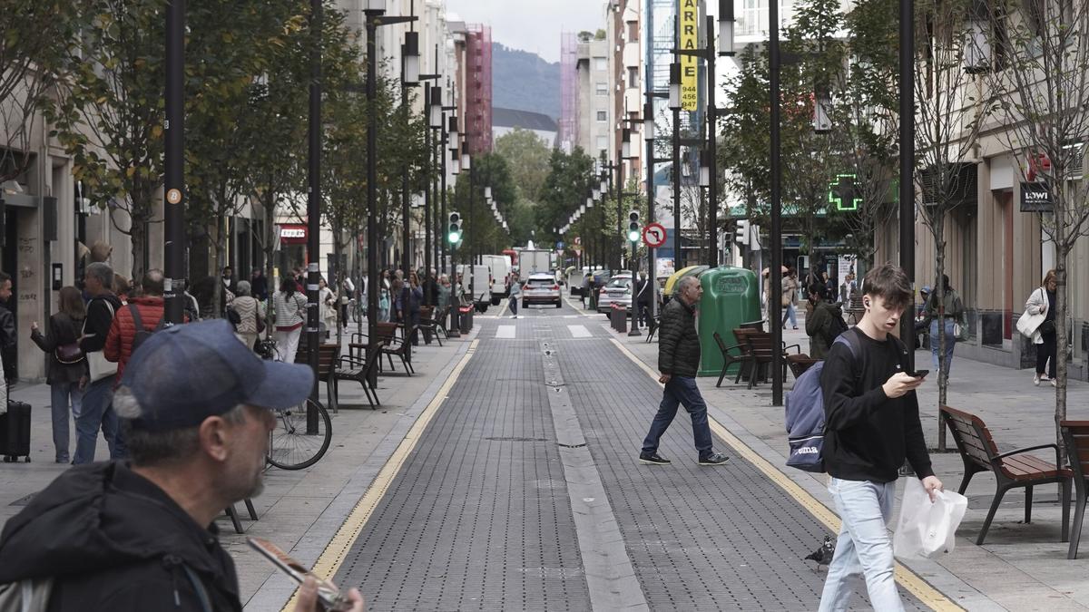 La calle Rodríguez Arias de Bilbao es una de las más transitadas.