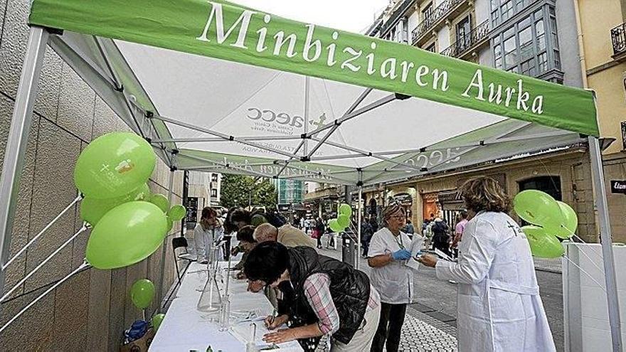 Firmas para recabar apoyos para la investigación oncológica