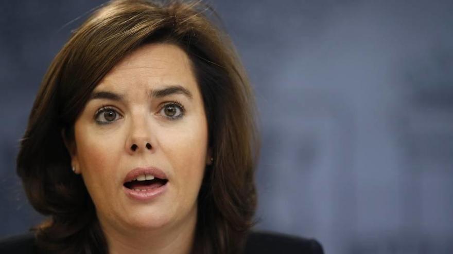 La vicepresidenta del Gobierno, Soraya Sáenz de Santamaría, durante la rueda de prensa tras la reunión del Consejo de Ministros.