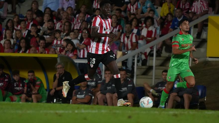 Ambiente de pretemporada en Lasesarre