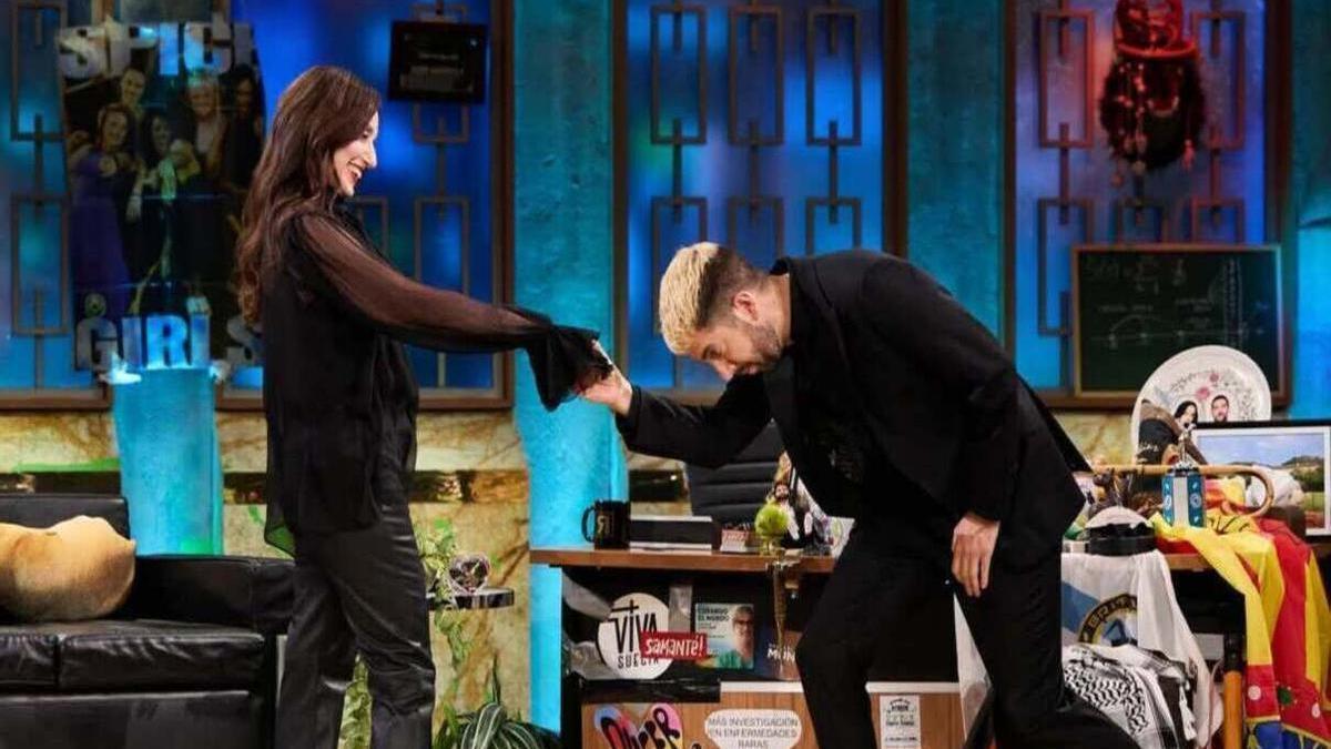 Luz Casal y David Broncano, ayer en &#039;La Revuelta&#039;