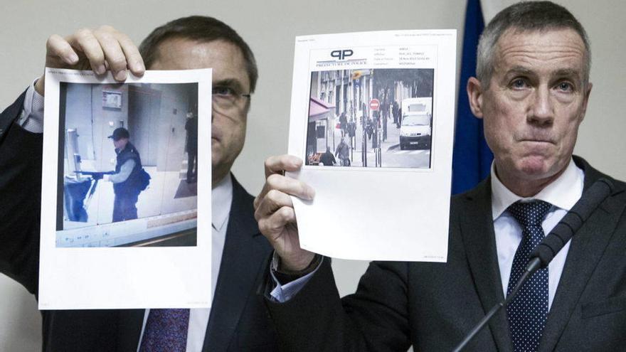 París busca a un peligroso pistolero de 40 años, con la cabeza rapada y corpulento