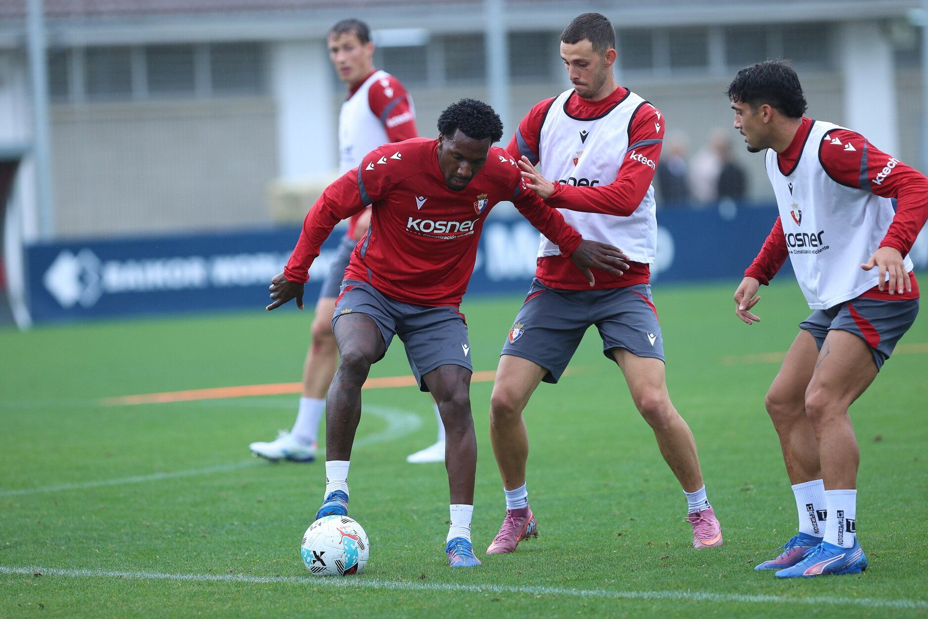 Fotos del entrenamiento de Osasuna (21/09/2025)