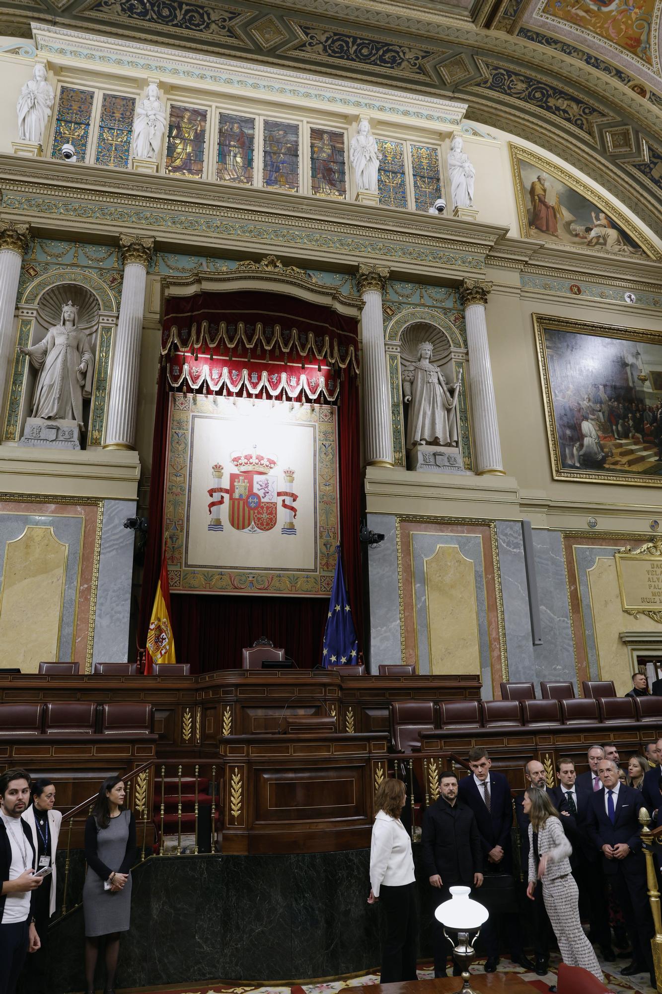 En imágenes: Zelenski inicia en el Congreso su tercera visita oficial a España y se reúne con Armengol y Rollán