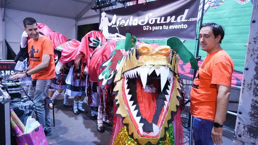 Yeray González da la salida a la intensa maratón de 9 días de fiestas de San Fausto de Basauri