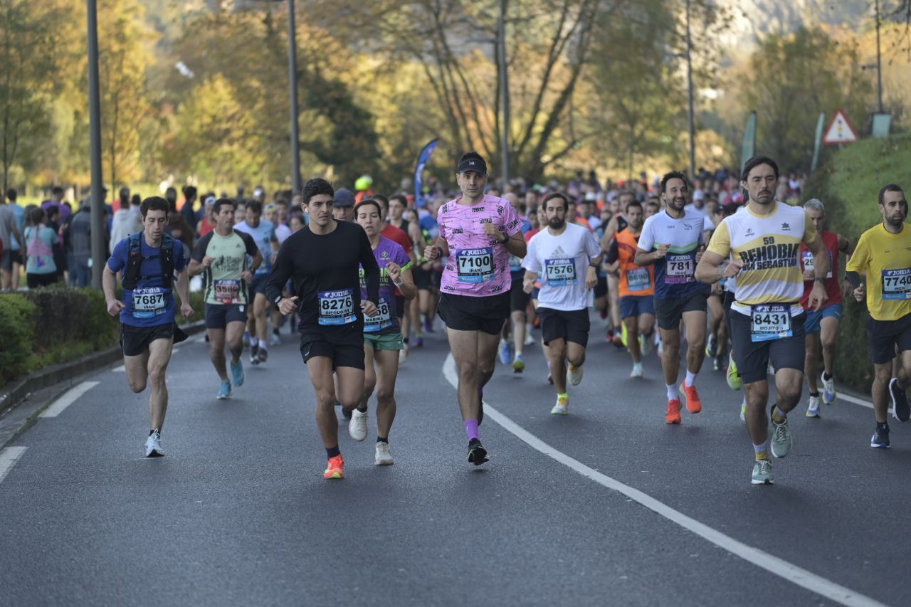 En imágenes: Ilusión y concentración en la salida de la Behobía- San Sebastían