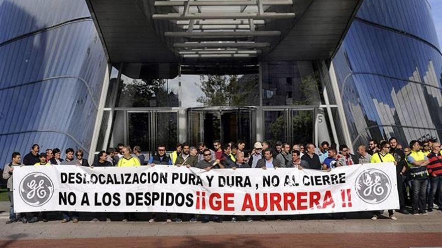Los trabajadores de General Electric en la sede de Iberdrola.